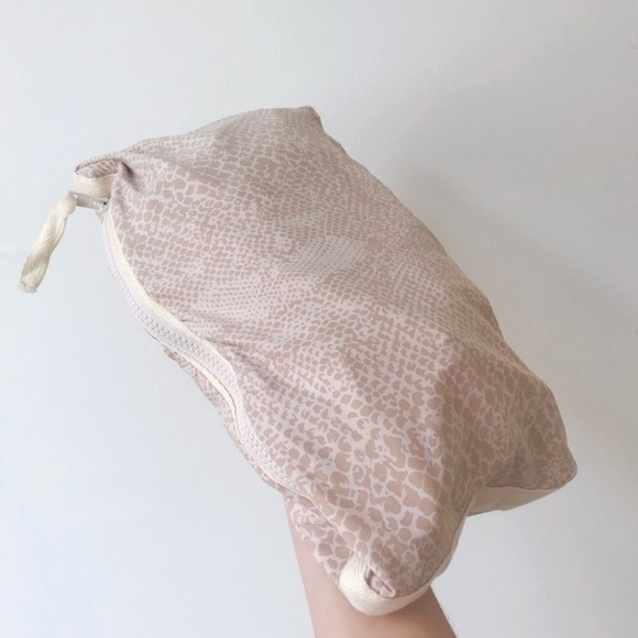 ACACIA • RARE Bikini Zip Bag in Cream Snake - Picture 7 of 14